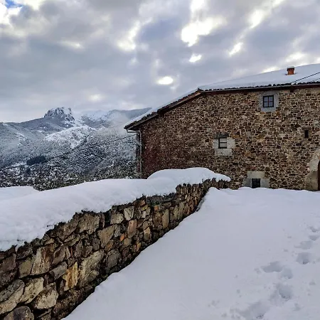 Olmares Terrace - Picos De Europa *