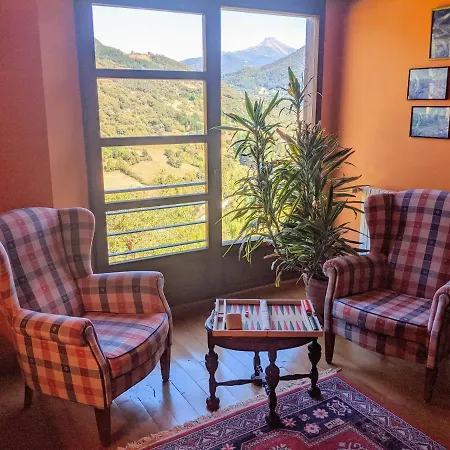 Olmares Terrace - Picos De Europa