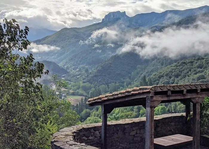 Olmares Terrace - Picos De Europa Lomena